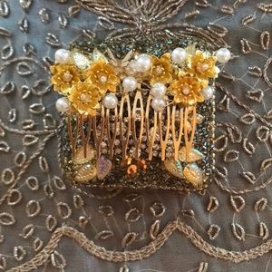 🦋8=Butterfly Collection hair combs (40% off)